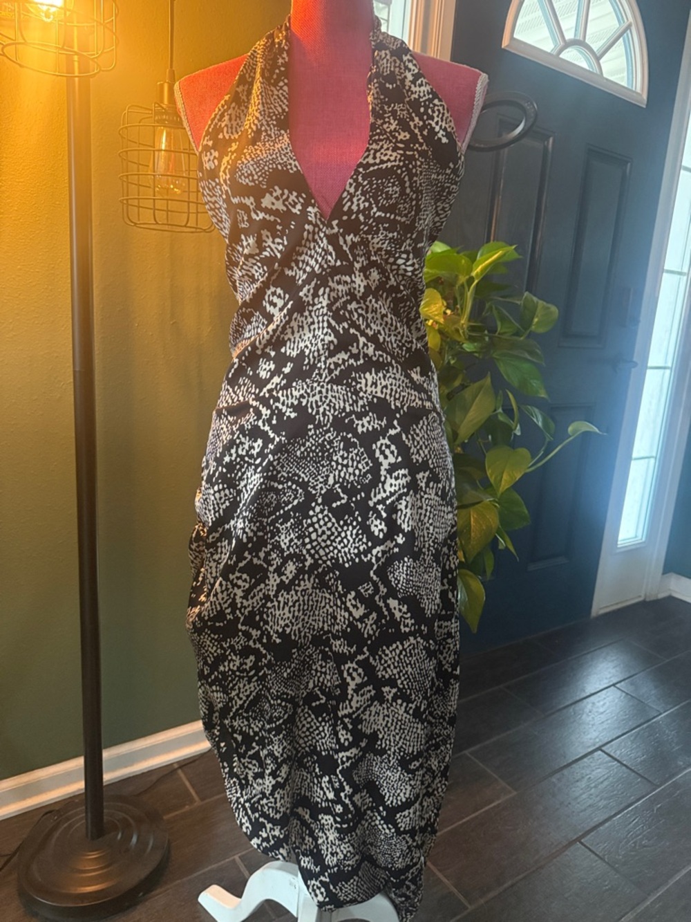 Heartloom Black & White Halter Maxi Dress